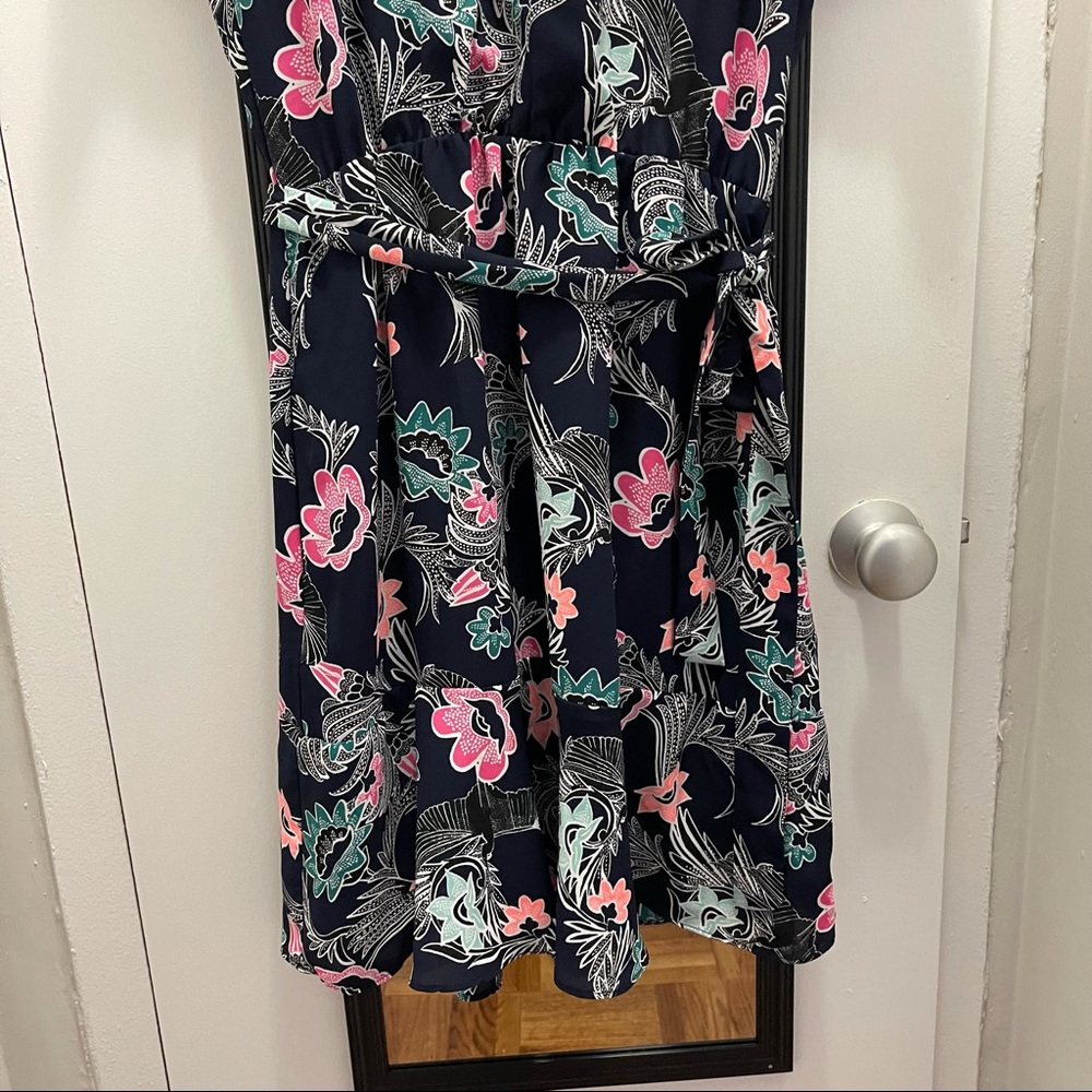Banana Republic dress - Picture 6 of 8
